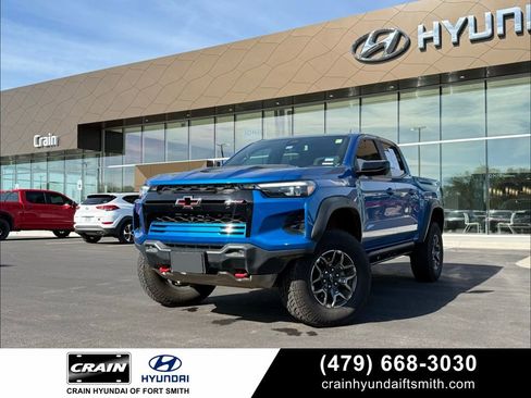 Used 2023 Chevrolet Colorado ZR2 w/ ZR2 Convenience Package III AWD/4WD image 1