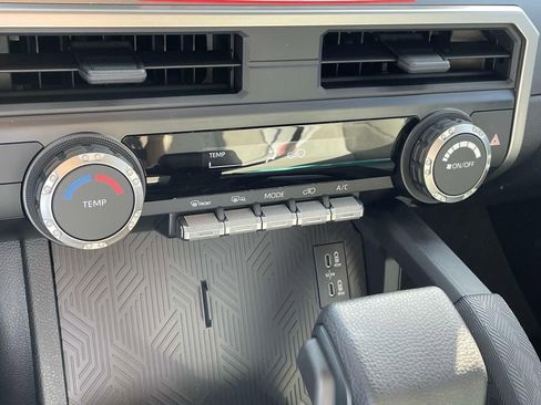 New 2026 Toyota 4Runner SR5 image 15