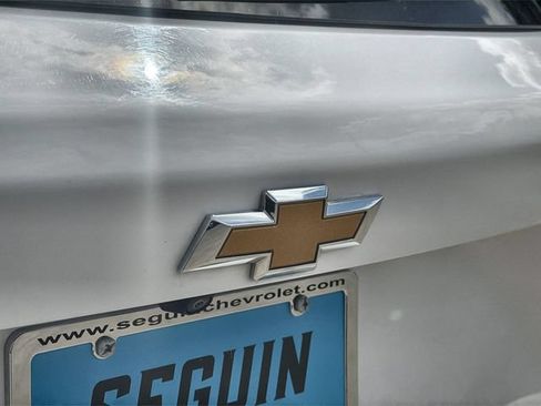 Used 2025 Chevrolet Equinox LT w/ Convenience Package II FWD image 31