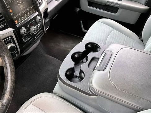 Used 2017 RAM 1500 Classic SLT image 14