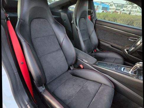 Used 2015 Porsche 911 GT3 RWD image 23