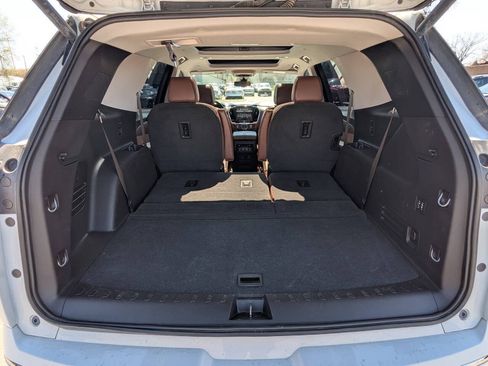 Used 2019 Chevrolet Traverse High Country AWD/4WD image 15