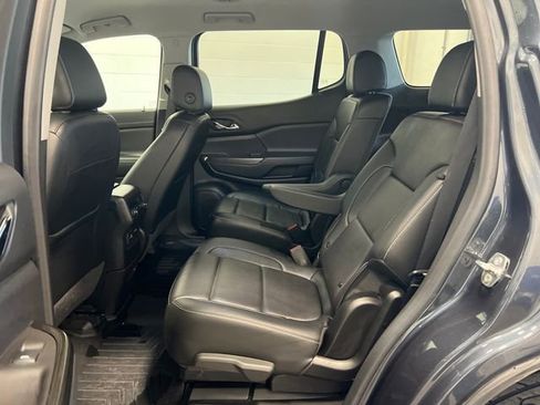 Used 2020 GMC Acadia SLT w/ Trailering Package image 17