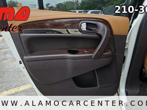 Used 2014 Buick Enclave Leather FWD image 35