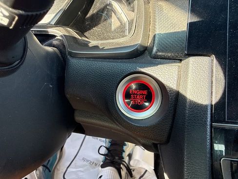 Used 2018 Honda Civic EX image 19