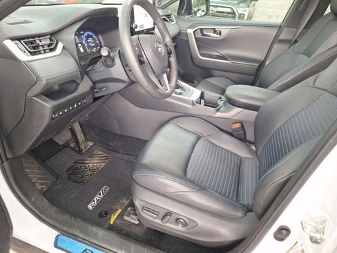 Used 2024 Toyota RAV4 XSE w/ Advanced Technology Package AWD/4WD image 15