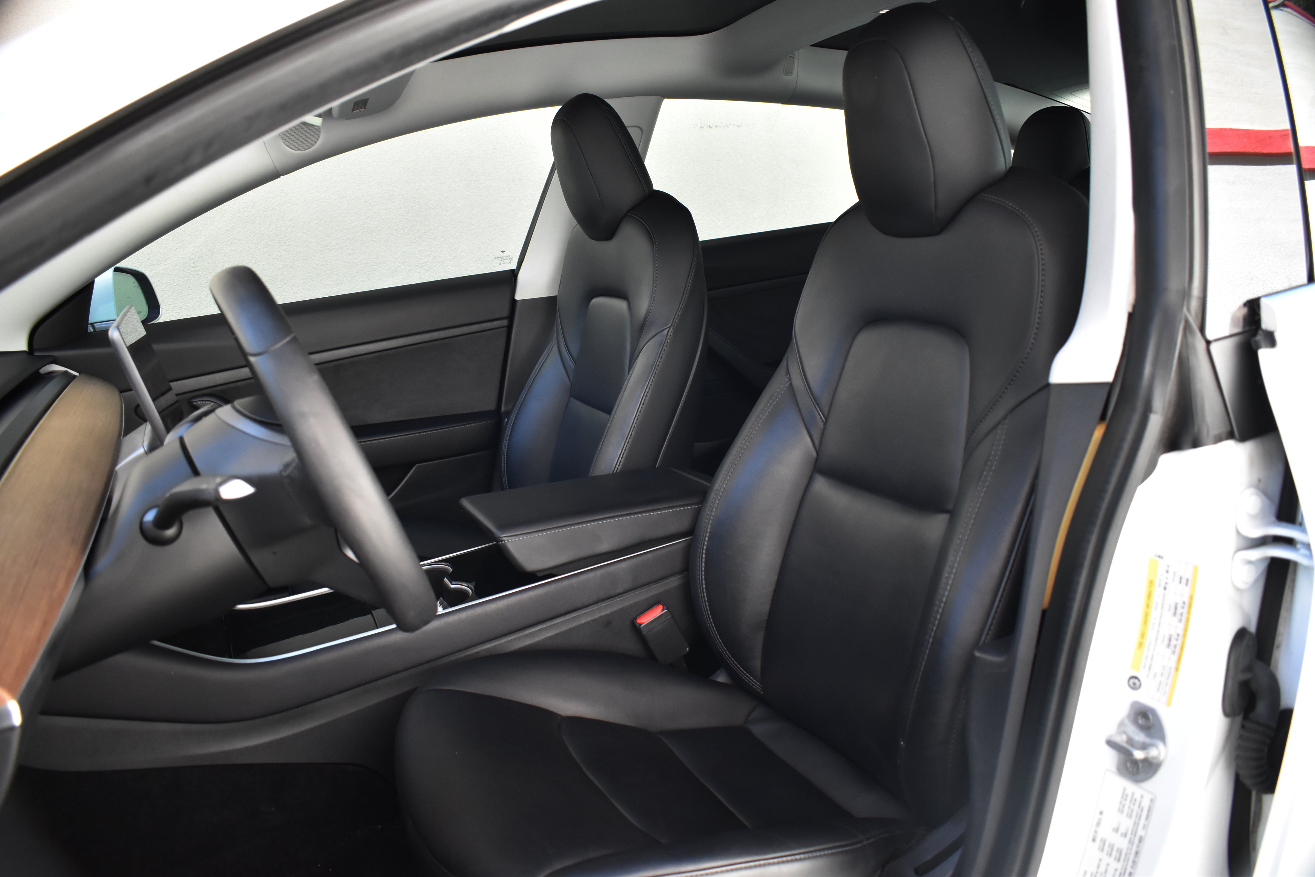 Used 2020 Tesla Model 3 Standard Range RWD image 21