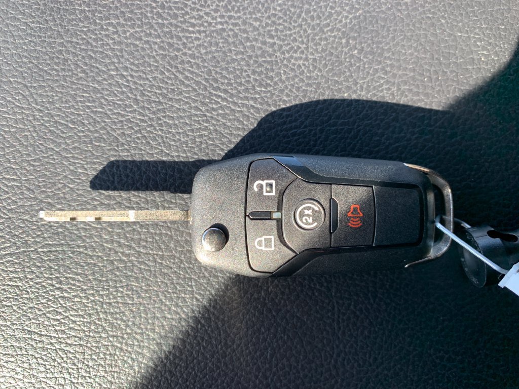 Used 2018 Ford F150 XLT w/ Equipment Group 302A Luxury AWD/4WD image 29