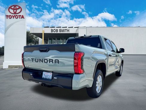 Used 2025 Toyota Tundra SR5 w/ SR5 Convenience Package image 5