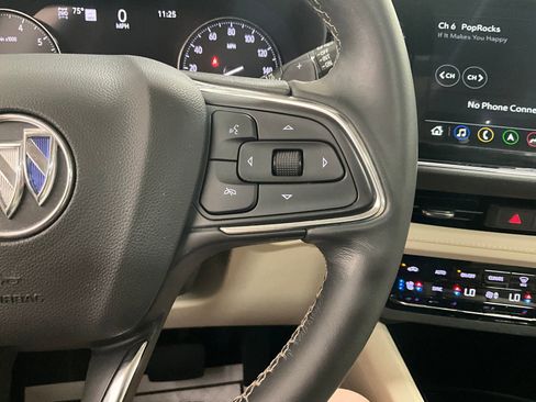 Used 2023 Buick Envision Avenir image 17