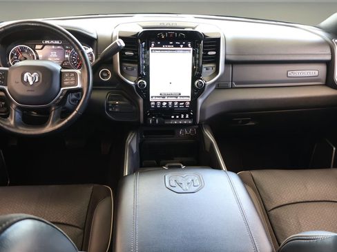 Used 2020 RAM 2500 Laramie AWD/4WD image 15