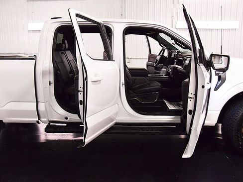 Used 2022 Ford F150 Lariat AWD/4WD image 36