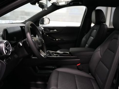 New 2026 Chevrolet Equinox LT w/ Convenience Package II image 13