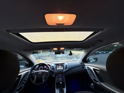 Used 2016 Hyundai Elantra Value Edition FWD image 13