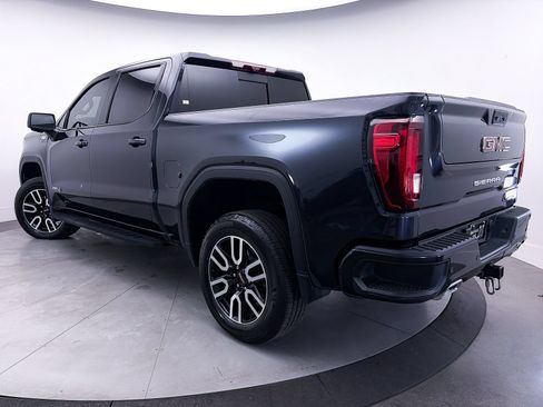 Used 2023 GMC Sierra 1500 AT4 w/ AT4 Premium Package AWD/4WD image 4