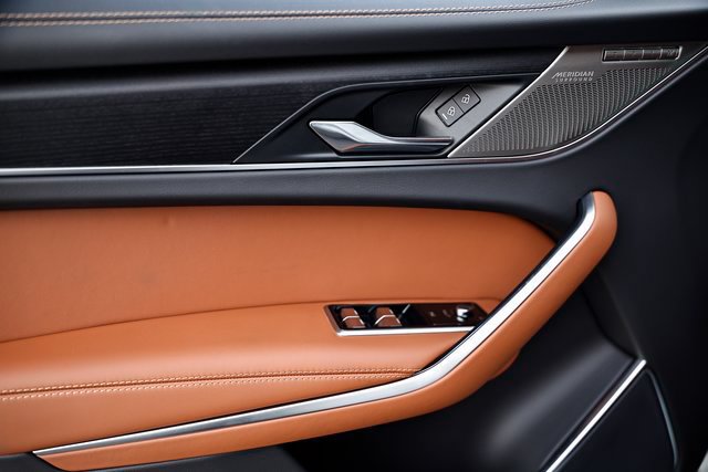 New 2026 Jaguar F-PACE R-Dynamic S AWD/4WD image 15