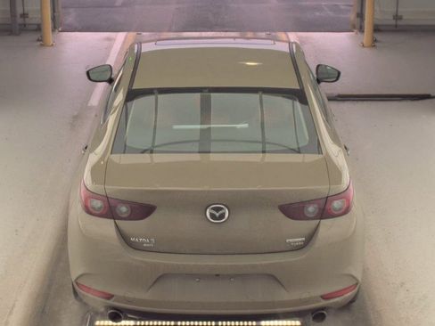 Used 2024 MAZDA MAZDA3 s image 4