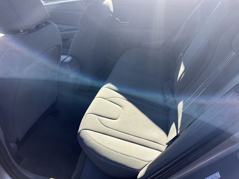 Used 2024 Hyundai Elantra SEL image 32