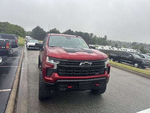 Certified 2022 Chevrolet Silverado 1500 LT Trail Boss w/ Convenience Package II AWD/4WD image 3