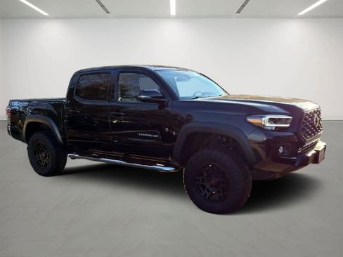 Used 2023 Toyota Tacoma TRD Off-Road image 5