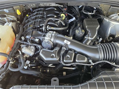 Used 2022 Jeep Grand Cherokee L Laredo image 29