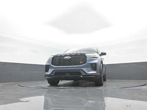 New 2026 Ford Explorer ST image 32