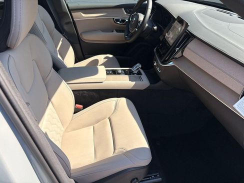 New 2026 Volvo XC90 B5 Core w/ Protection Package image 26