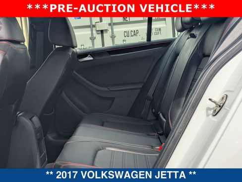 Used 2017 Volkswagen Jetta GLI FWD image 14