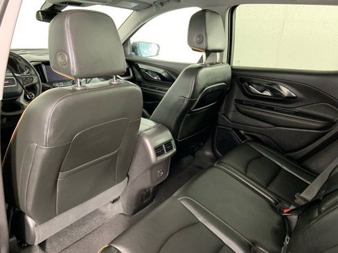 Used 2024 GMC Terrain AT4 w/ Infotainment Package II image 21