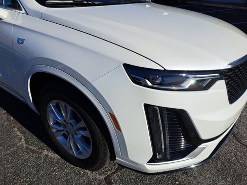 Certified 2024 Cadillac XT6 Luxury w/ LPO, Floor Liner Package image 16