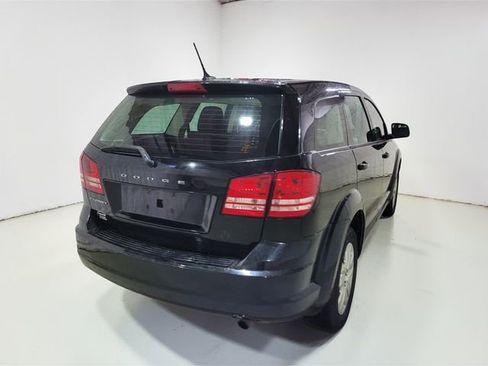 Used 2016 Dodge Journey SE image 13
