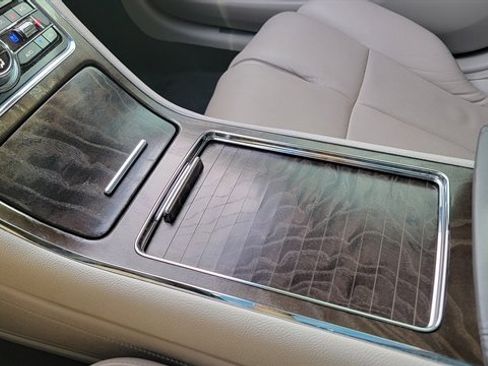 Used 2019 Lincoln Continental Reserve image 38