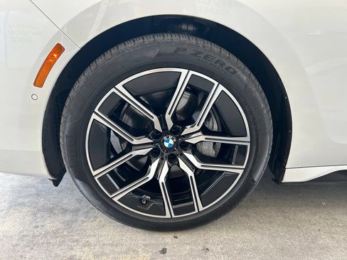 Used 2026 BMW 740i xDrive AWD/4WD image 16