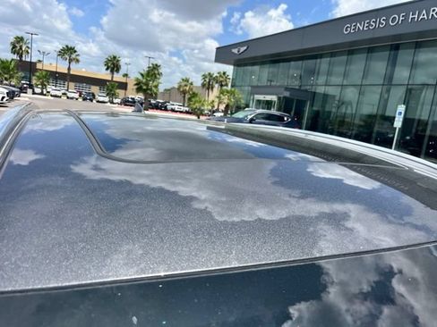 Used 2022 Genesis GV70 2.5T w/ Advanced Package AWD/4WD image 5
