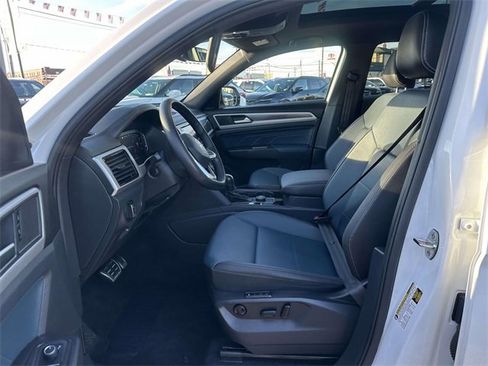 Used 2023 Volkswagen Atlas Cross Sport SEL R-Line image 16