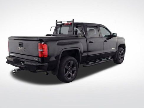 Used 2017 GMC Sierra 1500 SLE w/ SLE Value Package image 3
