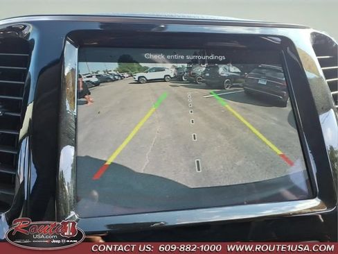 Used 2020 Jeep Cherokee Limited AWD/4WD image 32
