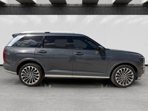 Used 2026 Hyundai Palisade Calligraphy FWD image 6
