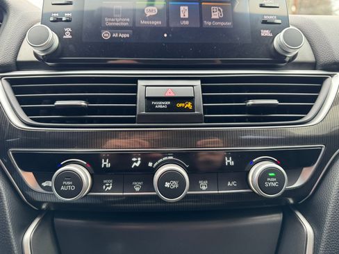 Used 2018 Honda Accord Sport image 20