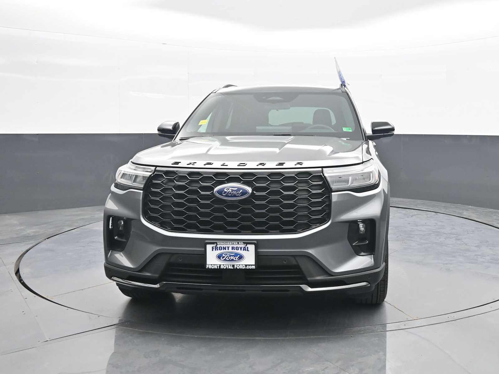 New 2025 Ford Explorer ST-Line AWD/4WD image 3