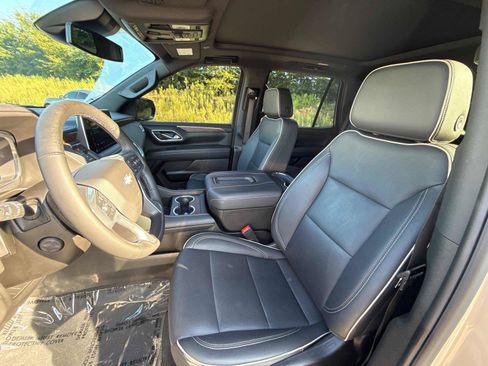 Used 2023 Chevrolet Tahoe Premier w/ Max Trailering Package AWD/4WD image 11