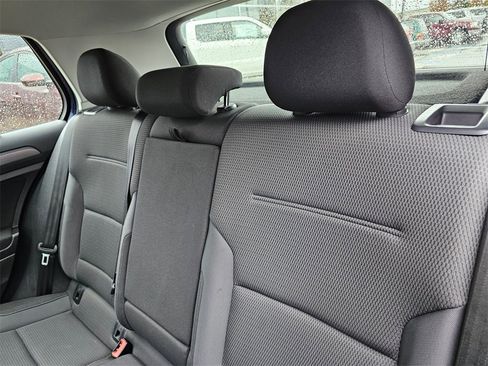 Used 2019 Volkswagen e-Golf SE w/ Driver Assistance Package image 11