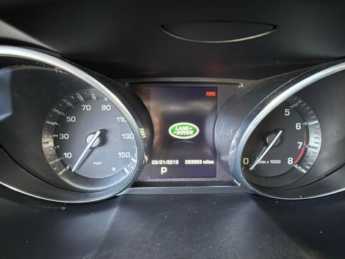 Used 2015 Land Rover Range Rover Evoque Pure Plus image 12