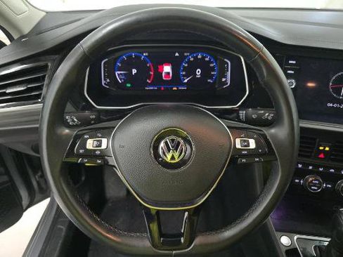 Used 2020 Volkswagen Jetta SEL FWD image 21