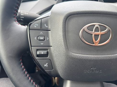 Used 2024 Toyota Prius Prime FWD image 29