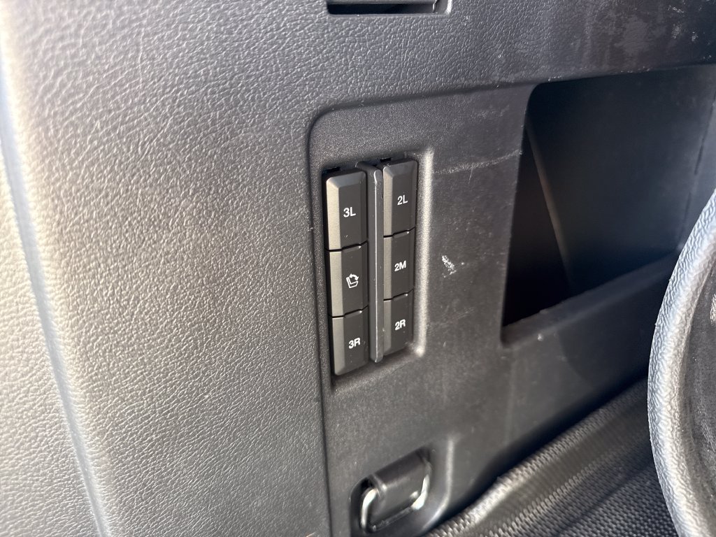 Used 2023 Ford Expedition Max Limited AWD/4WD image 16