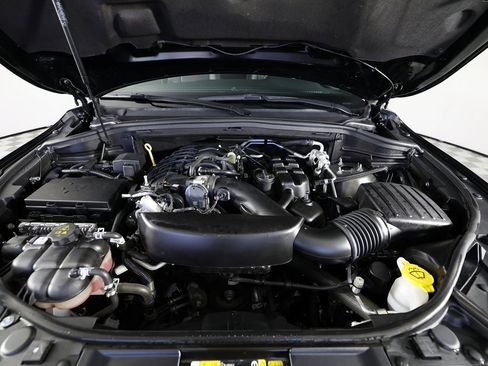 Used 2024 Dodge Durango GT image 38