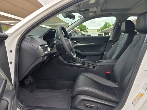 New 2026 Acura Integra FWD image 10
