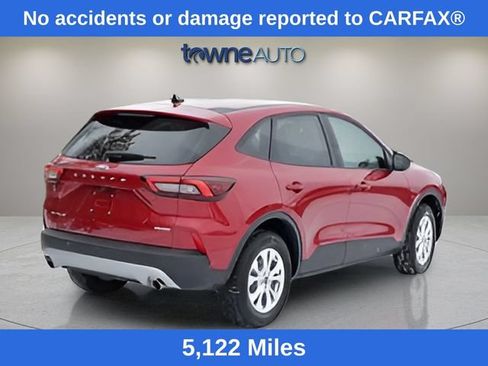 Used 2025 Ford Escape Active w/ Cold Weather Package AWD/4WD image 3