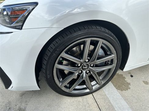 Used 2018 Lexus IS 350 F Sport image 19
